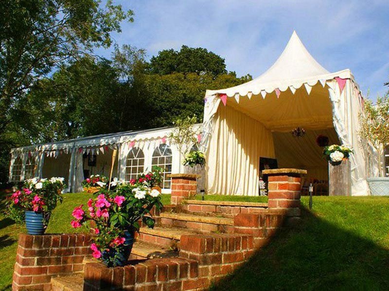 lightweight shade pagoda marquees