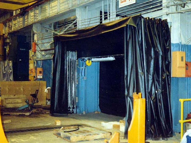 Retractable Enclosures