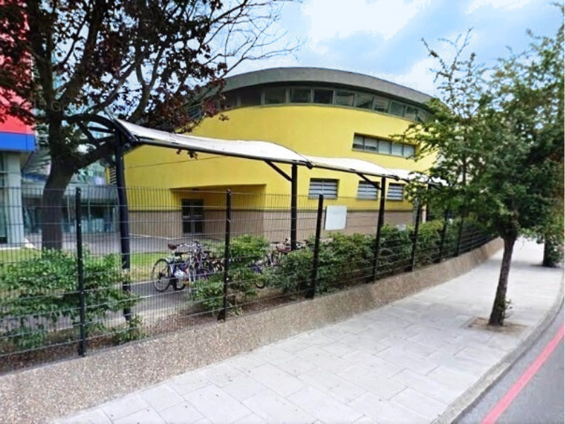 The City Academy cycle parking shelter.